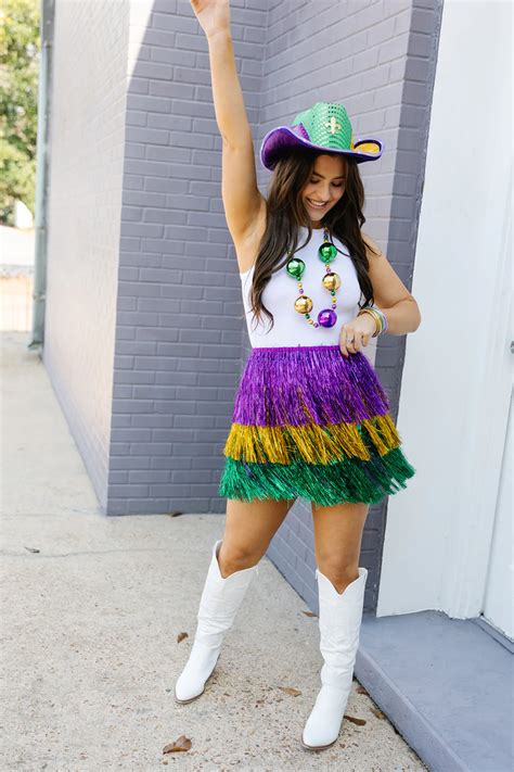 mardi gras 2024 outfit ideas|30 Cute & Stylish Mardi Gras Outfits for 2024